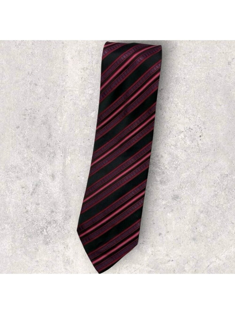 SERICA Silk Tie ITALY XL Black Red Striped W:3.6" EUC